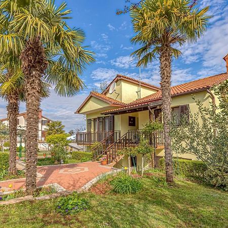 Apartment Flores Stari Pazin Exterior foto