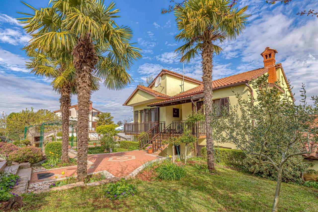 Apartment Flores Stari Pazin Exterior foto