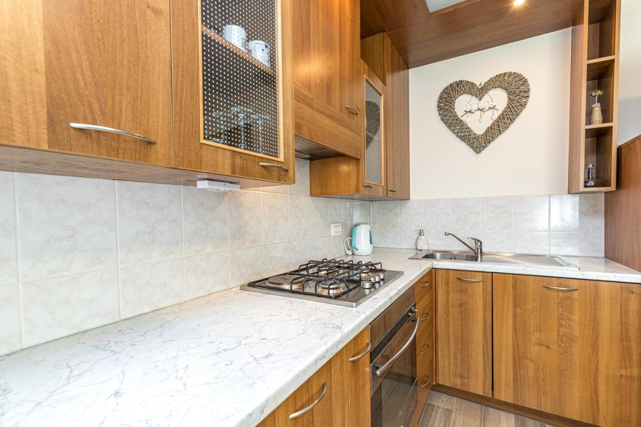 Apartment Flores Stari Pazin Exterior foto